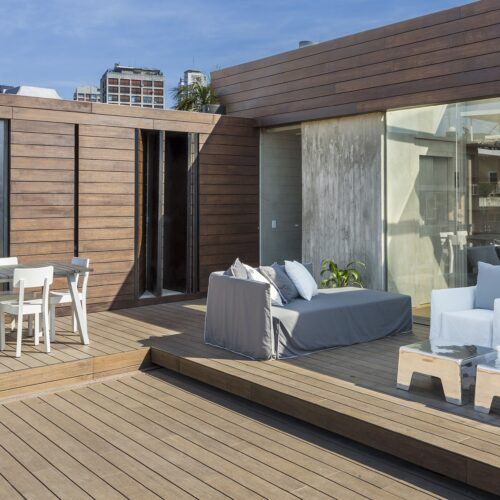 Bamboo X-treme terras and fence at Private Residence in Buenos Aires